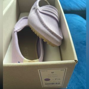 Rothy’s Driver Loafer in orchid. Excellent condition.